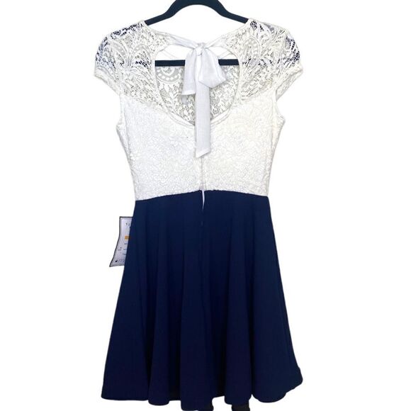 B. Darlin Fit and Flare Ivory Lace and Navy Dress - Picture 6 of 12